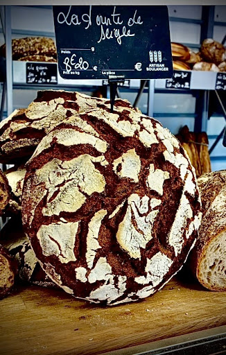 Pain de campagne à la croûte dorée